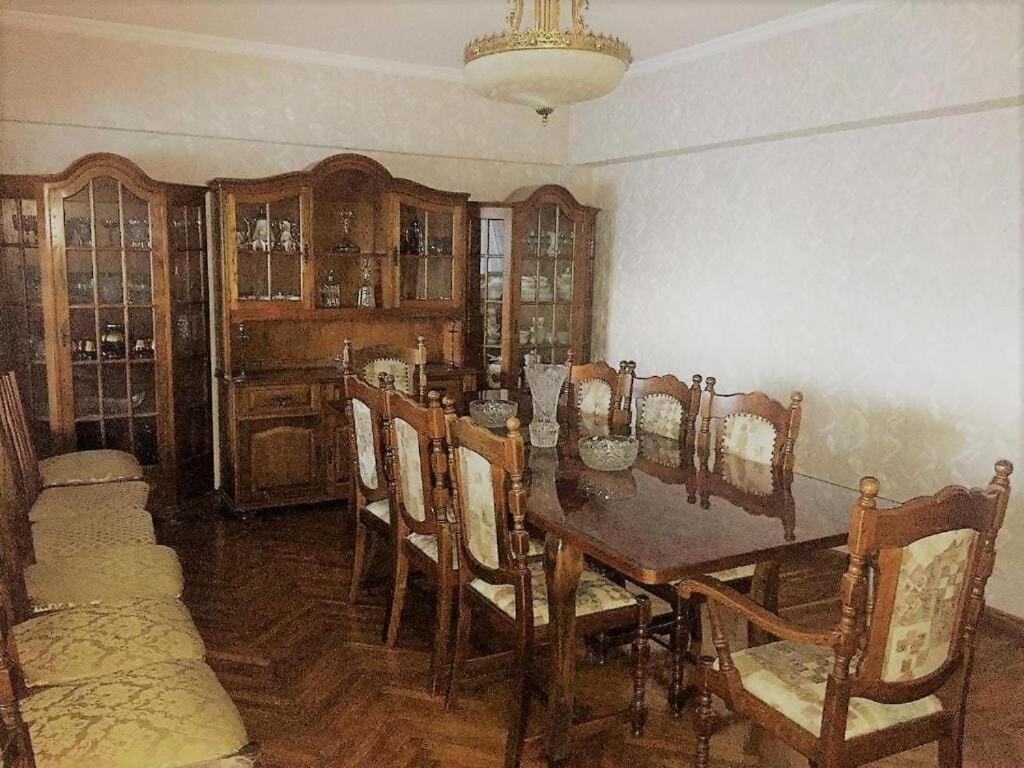 Spacious And Cozy Taschkent Exterior foto